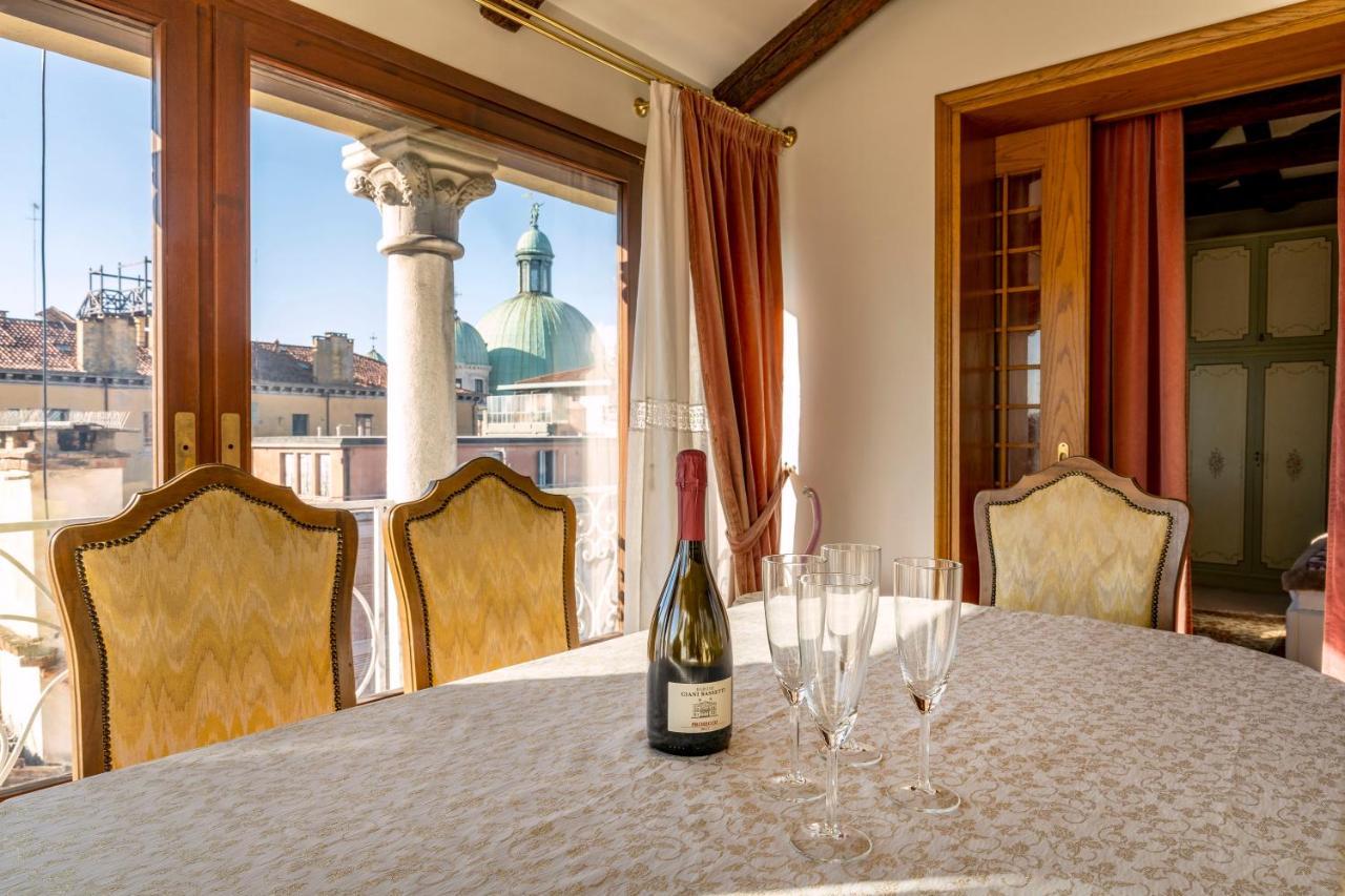 베니스 Palazzo Gradenigo By Wonderful Italy 아파트 외부 사진