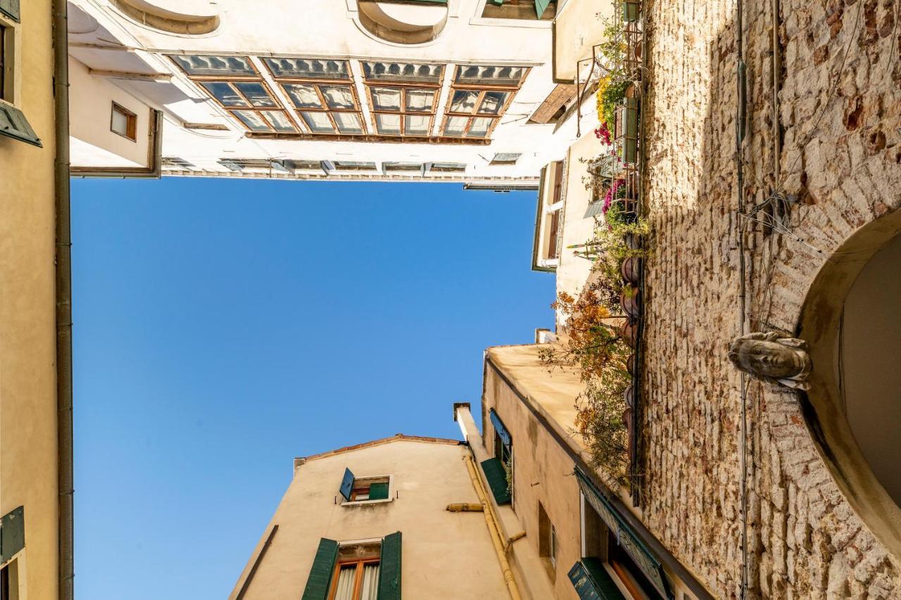 베니스 Palazzo Gradenigo By Wonderful Italy 아파트 외부 사진